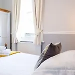 Bed & Breakfast Goodwin House