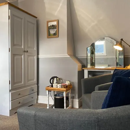 Bed & Breakfast Goodwin House 4*